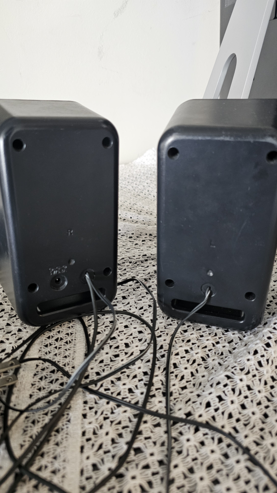 Logitech Speakers - Great Sound! - photo 3