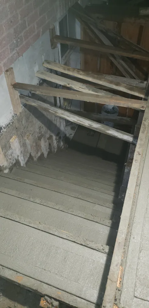 concrete stairs thumbnail