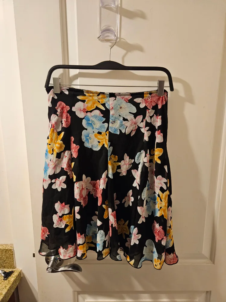 Vamp Floral Skirt 🧡 thumbnail