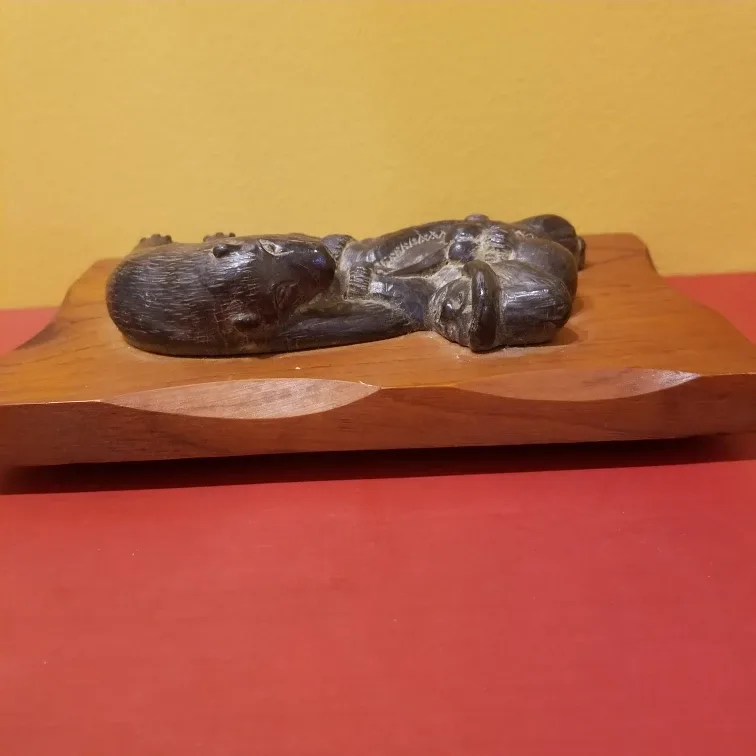 Vintage Inuit Carving - Man vs Bear image indicator(6)