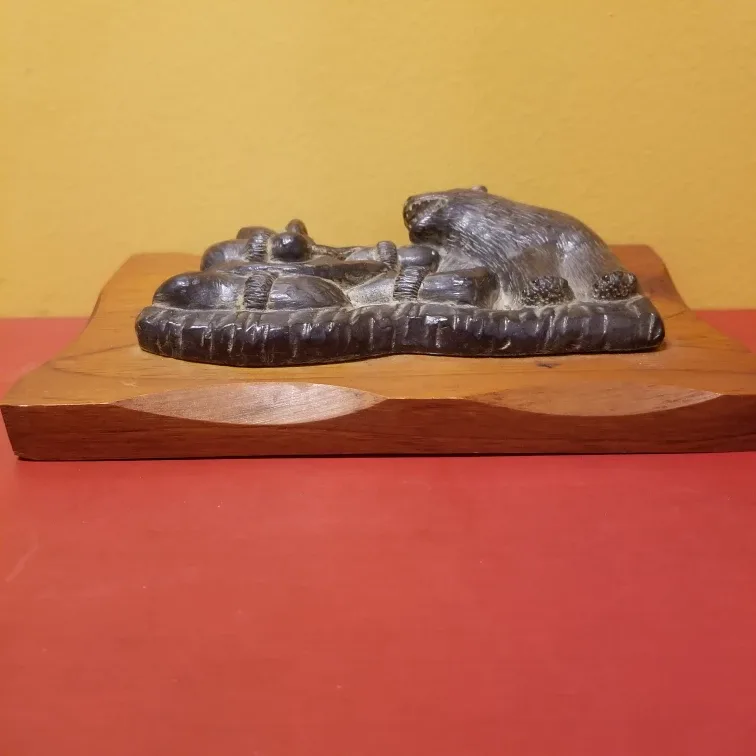 Vintage Inuit Carving - Man vs Bear image indicator(7)