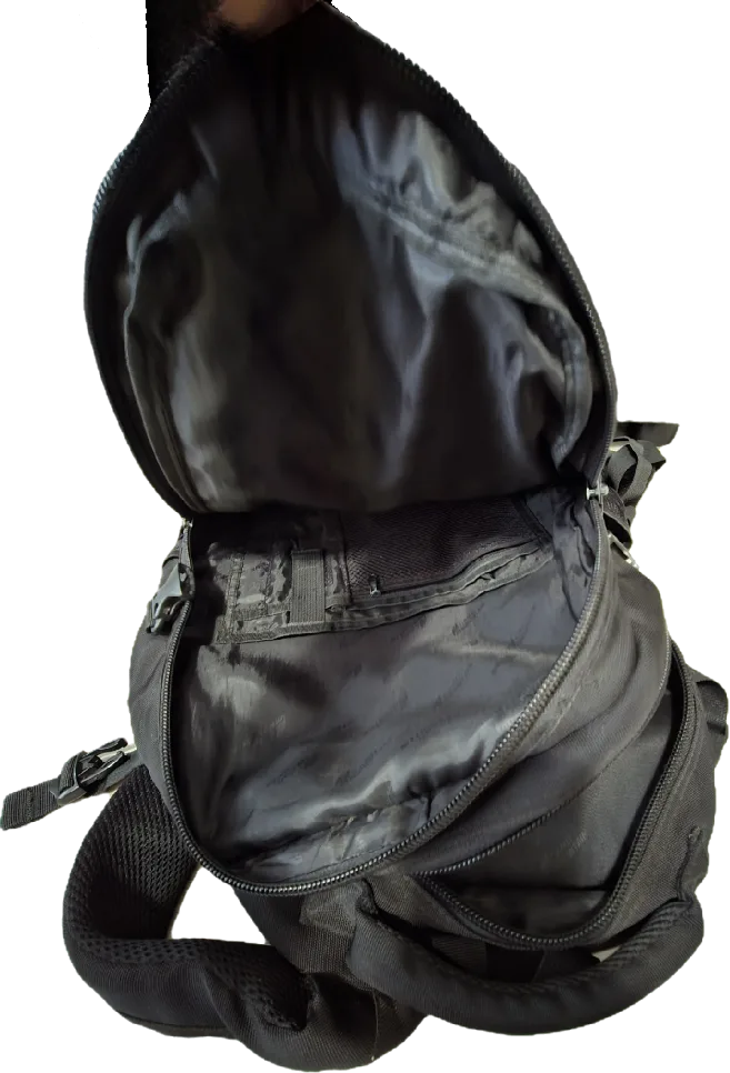 Camel Mountain Black Backpack image indicator(4)