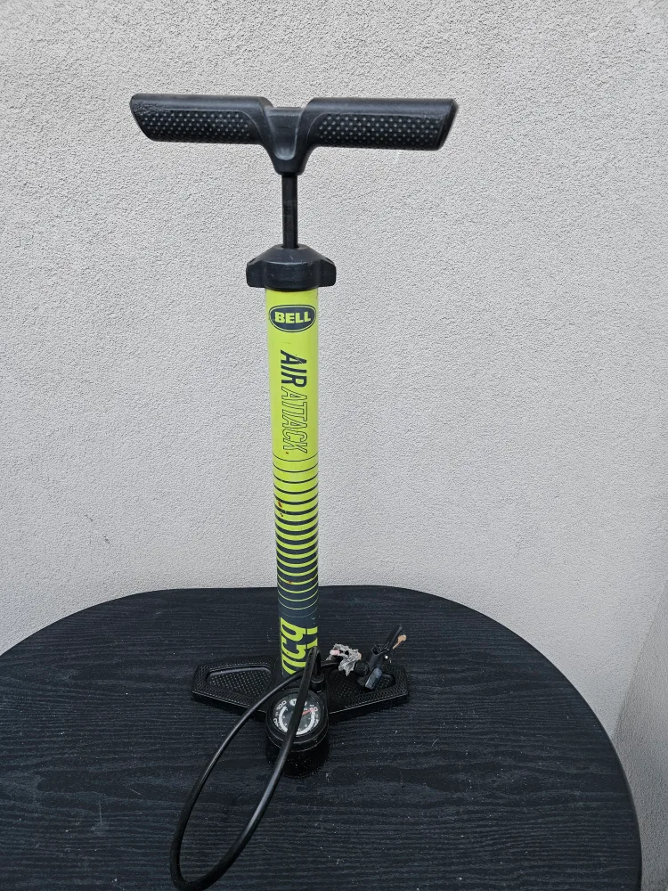 Bell Air Attack Bike Floor Pump thumbnail