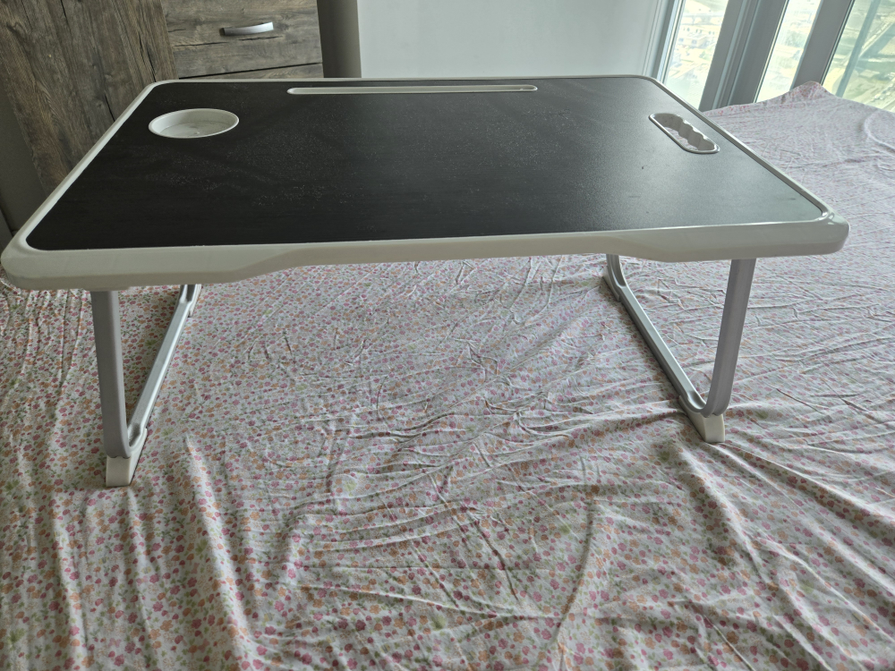 Foldable Bed Desk - Great for Laptops! - photo 3
