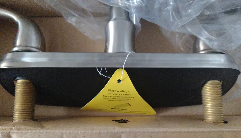 #cleanout Kitchen Faucet image indicator(2)