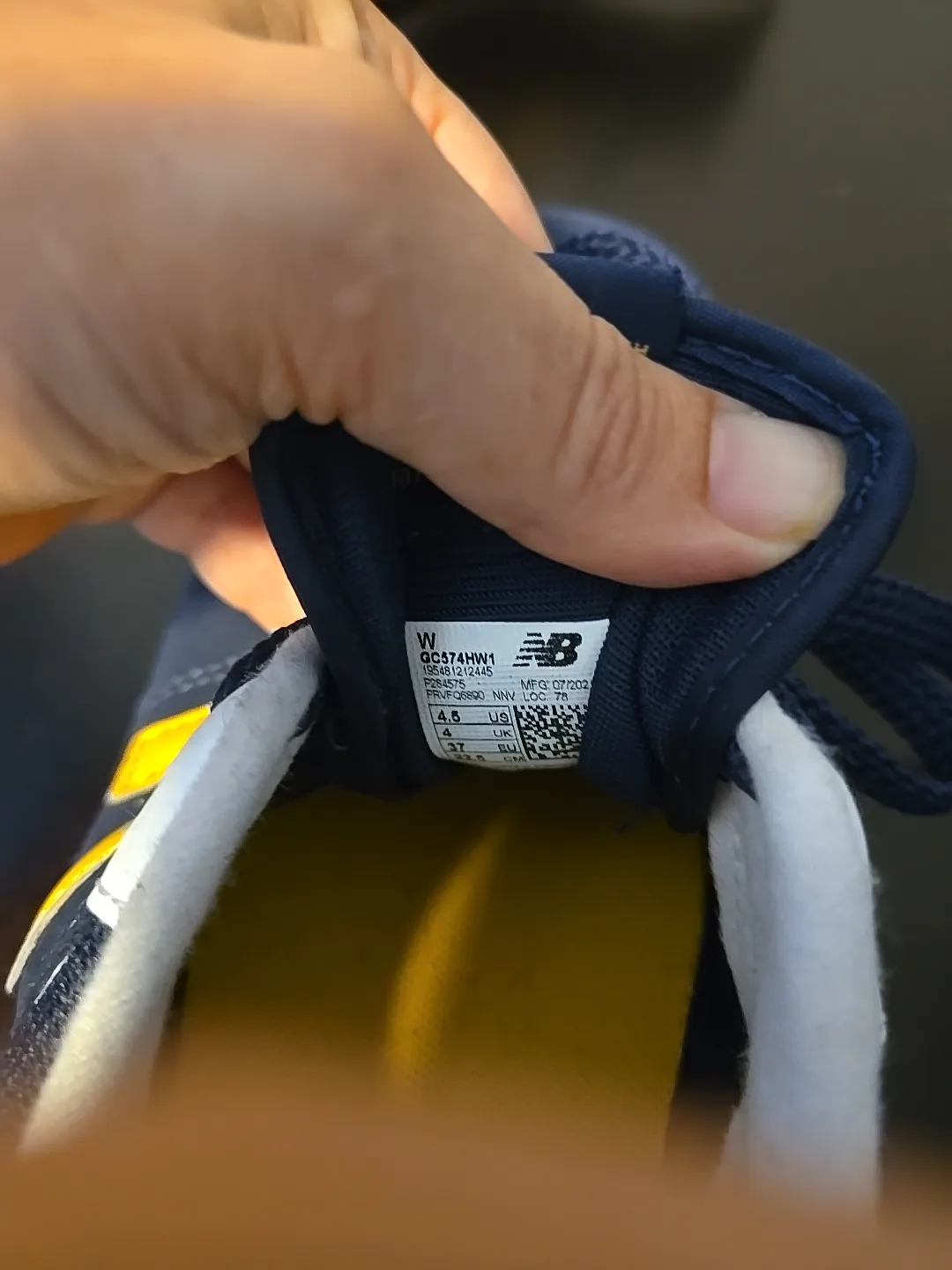 New Balance 574 Blue/Yellow Size 6.5 image indicator(3)