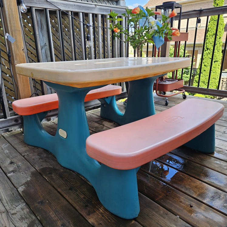 Little Tikes Kids Picnic Table - Turquoise/Peach
