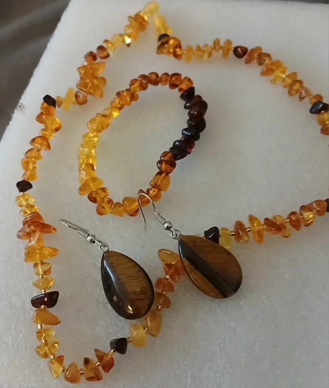 Amber Jewellery Set - Necklace, Bracelet & Earrings thumbnail