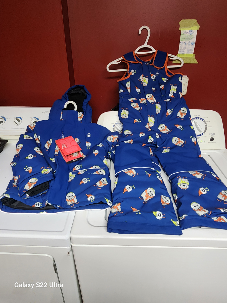 brand new Ripzone Snowsuit Set - Size 6