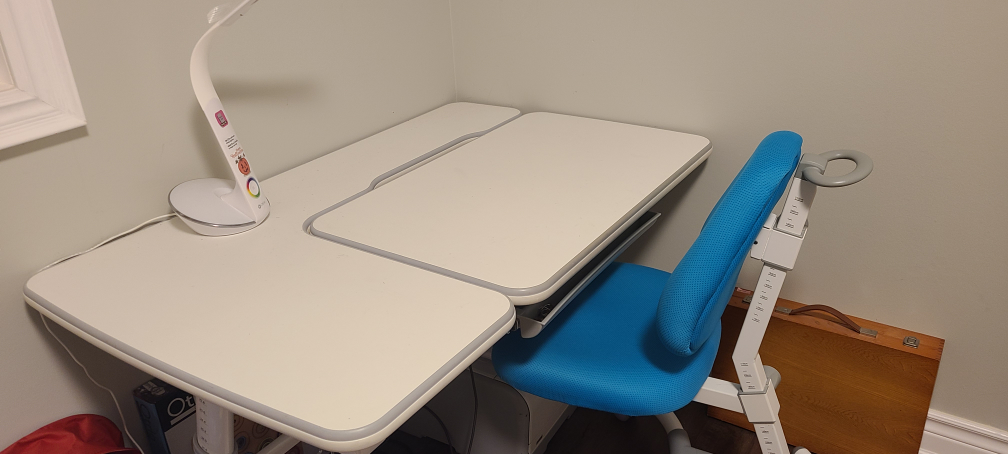 kids ergonomic chair & desk sets - photo 2