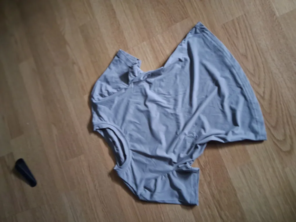 Grey Top thumbnail