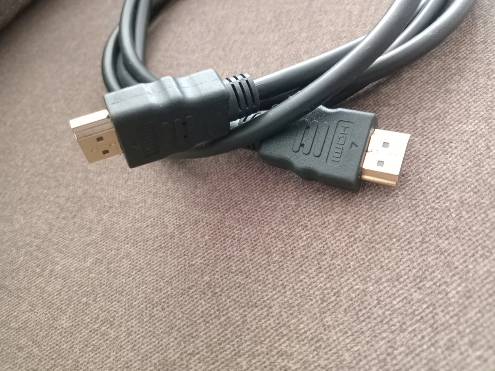 VGA, USB, HDMI Cables image indicator(4)