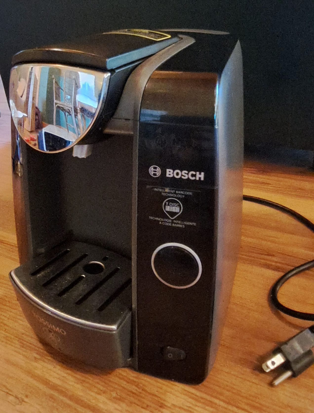 Bosch Tassimo Coffee Machine - photo 2