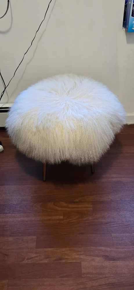 White Mongolian Fur Ottoman image indicator(2)