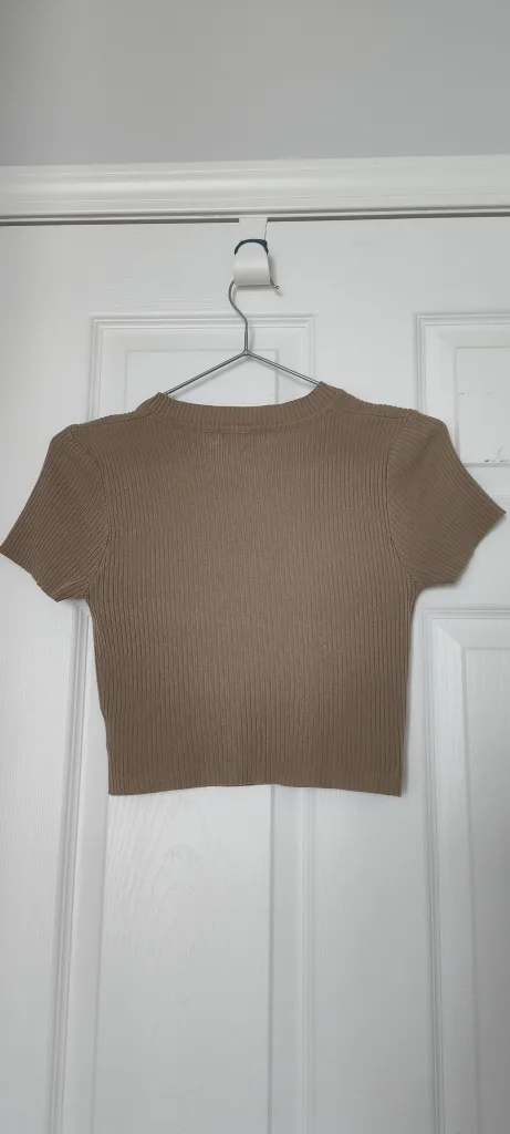 Sun Snow Crop Top - Beige image indicator(2)