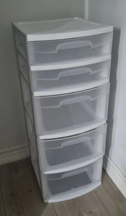 Sterilite 5-Drawer Wide Tower - White image indicator(2)