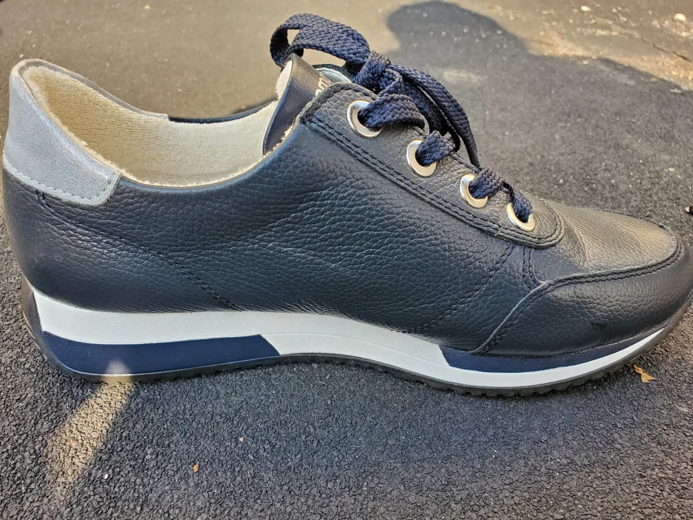 Remonte genuine leather running shoes - SIZE 8 image indicator(5)