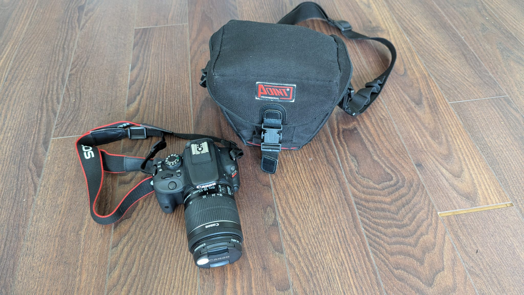 Canon EOS Rebel SL1 DSLR Camera + 18–55mm Lens + Camera Bag - photo 4
