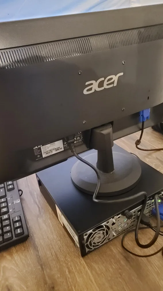 HP CORE VPro Full PC Setup w/Windows 10 & 22" Monitor image indicator(4)