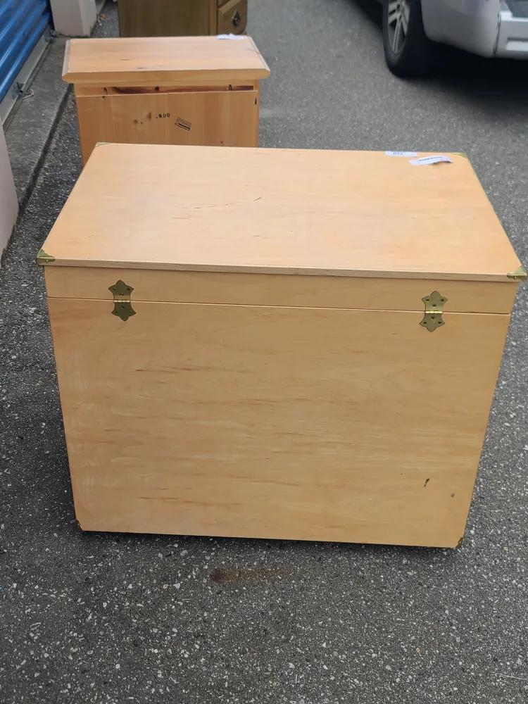 Wooden Storage Box with Lid image indicator(2)