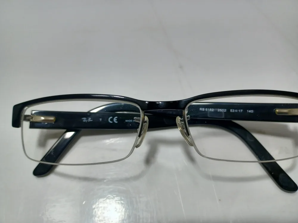 Classy Ray Ban Eyeglasses frame RB6182  Gently used 53 17 140 image indicator(2)