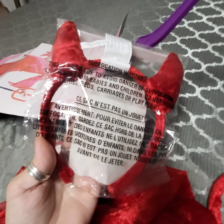 New Fire Goddess Costume wtags- Adult Size Med/Lrg Retails$34 image indicator(4)