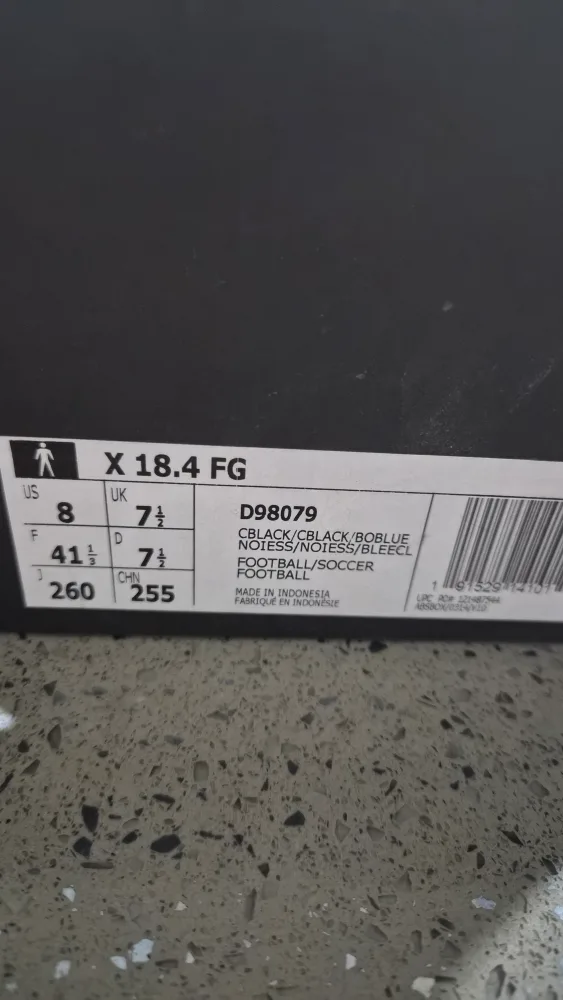 Adidas X 18.4 FG Soccer Cleats US 8 + Shin Guards image indicator(3)