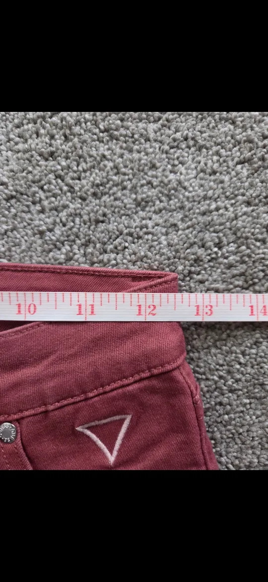 New Guess Jeans - Size 25 image indicator(5)