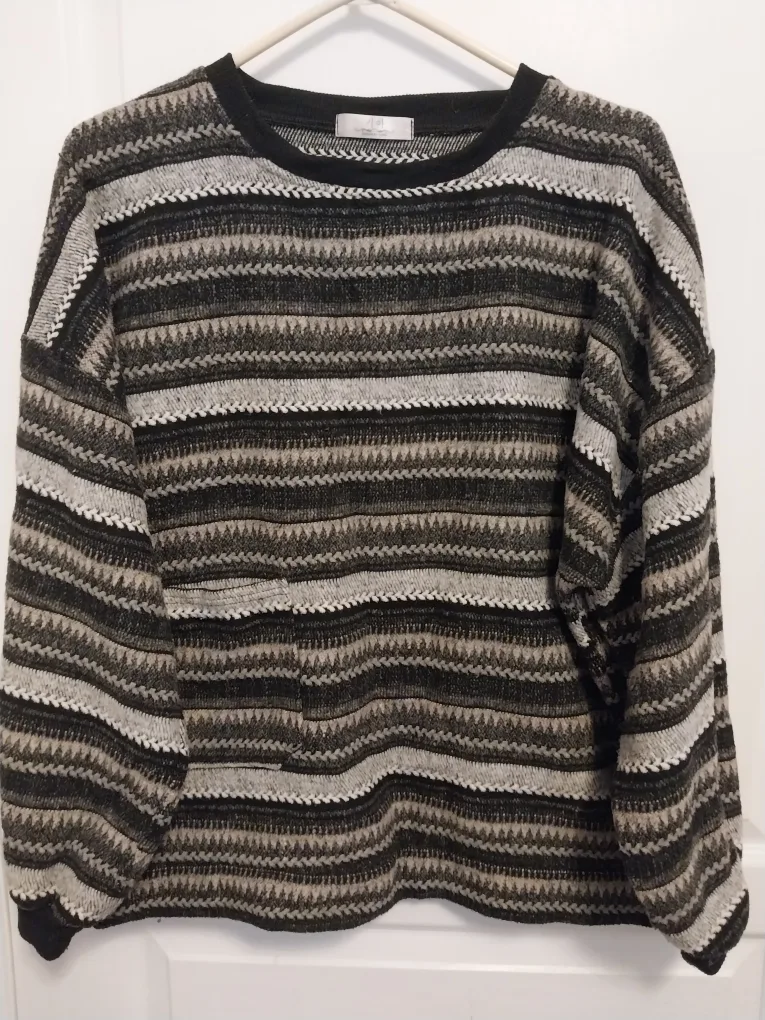vintage sweater thumbnail