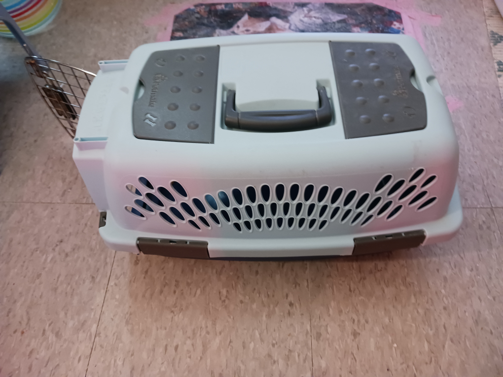 small pet carrier - photo 2