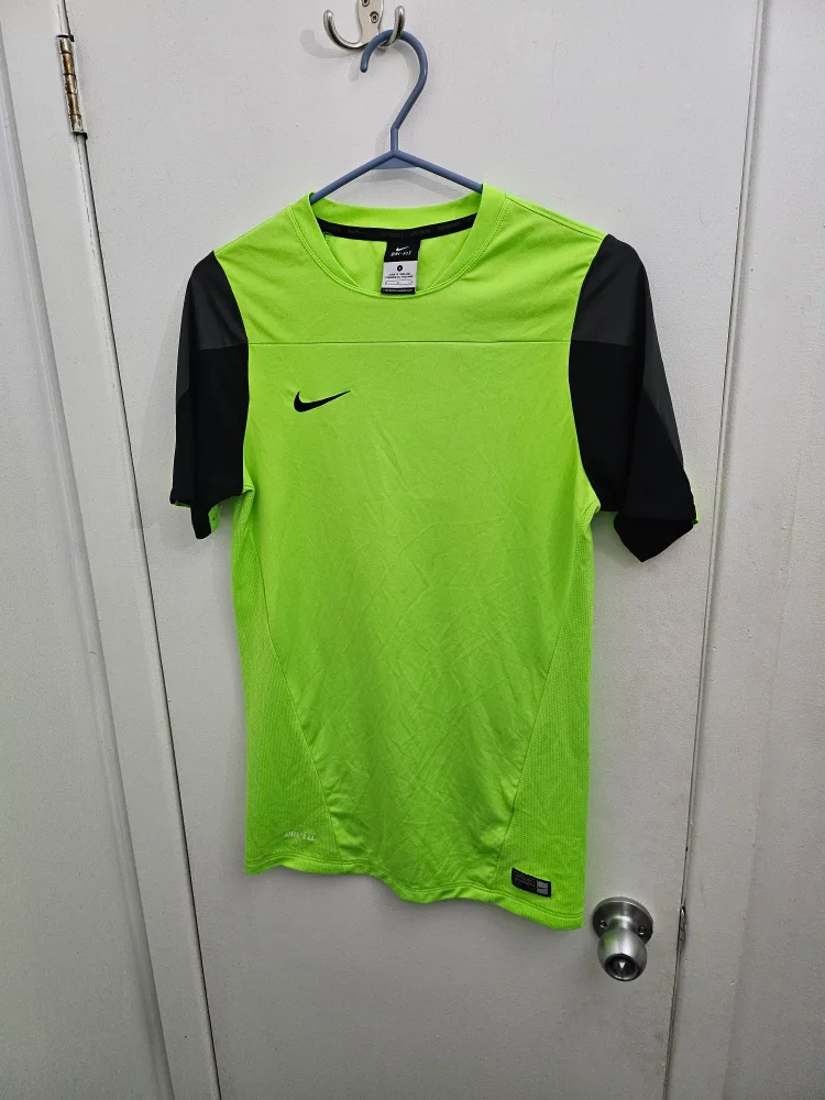 T-shirt Nike Dri-FIT, taille S thumbnail