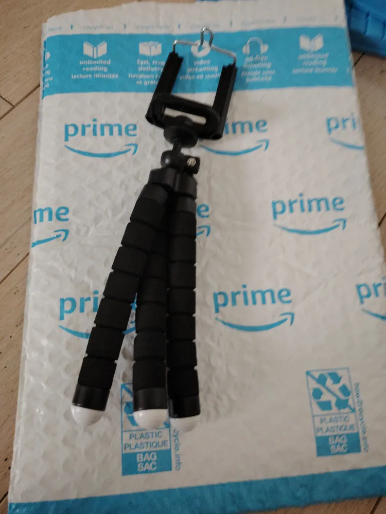 Mini Flexible Tripod with Phone Clip thumbnail