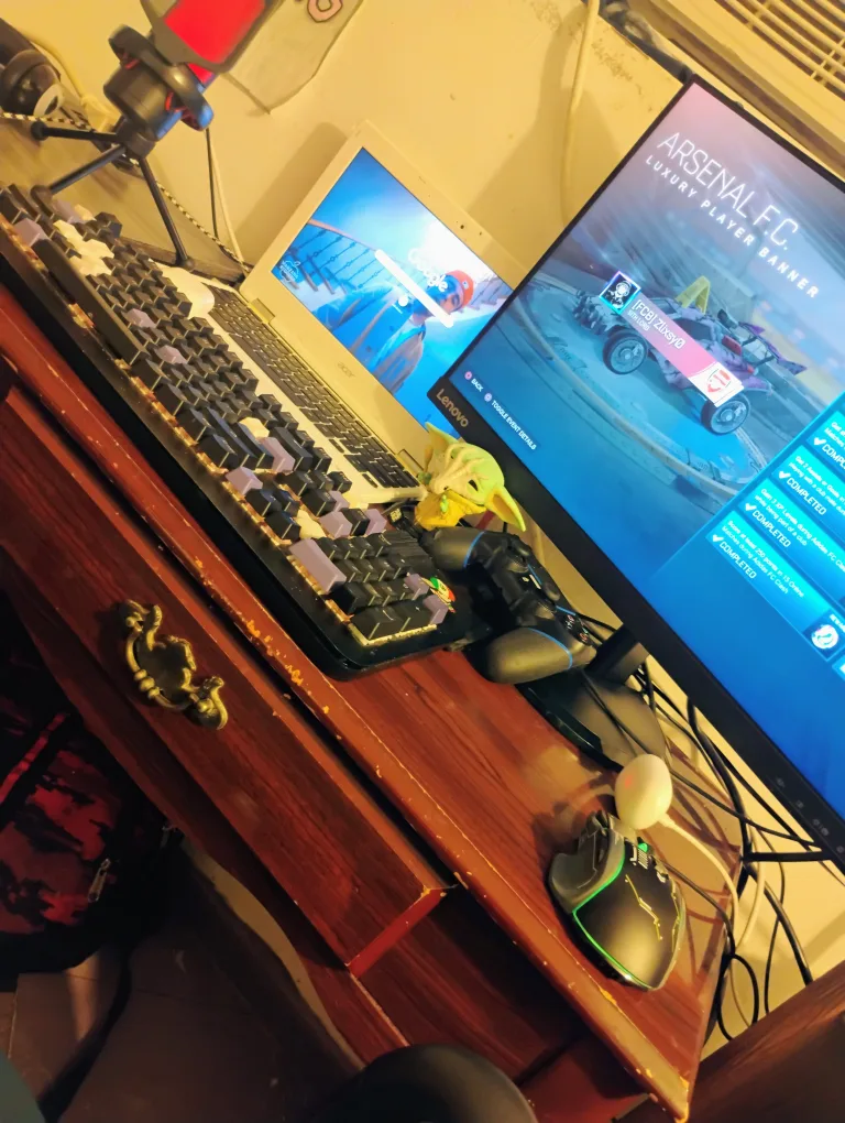 gaming stuff let me know what y'all want (read bio) image indicator(3)