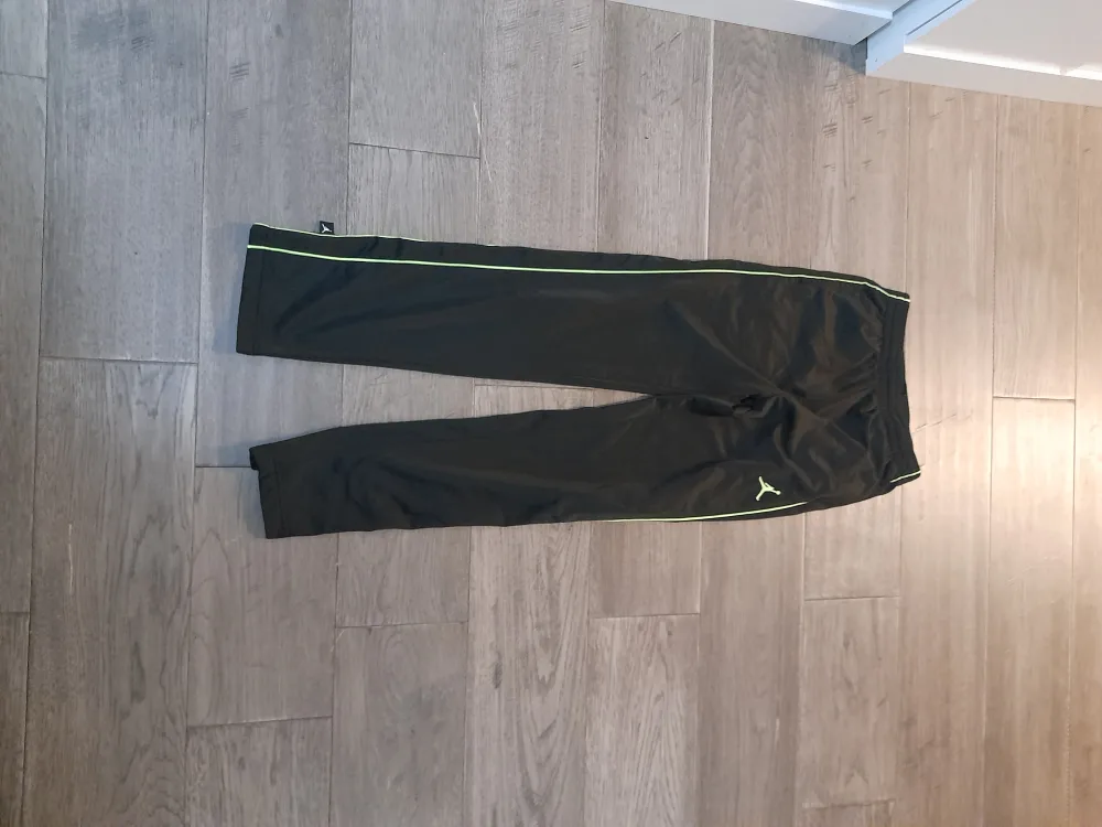 Jordan Black Track Pants Size L thumbnail