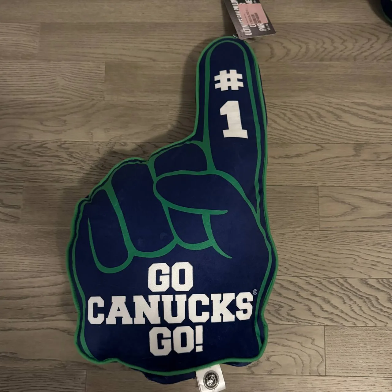 NHL Vancouver Canucks Finger Pillows image indicator(2)