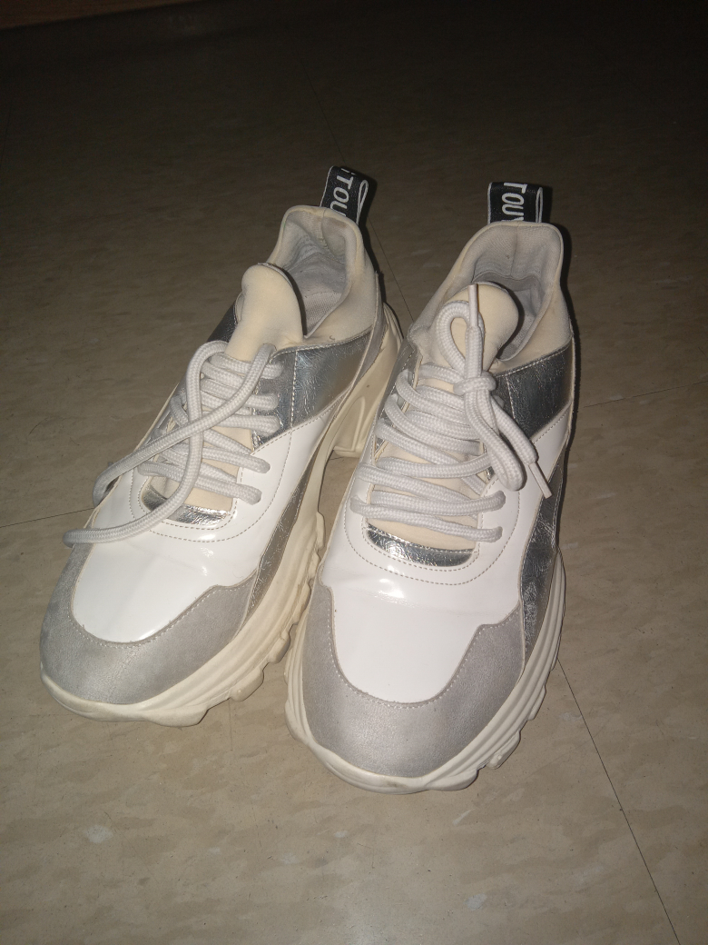 Two sneakers sizes 7.5 and 9 - photo 3