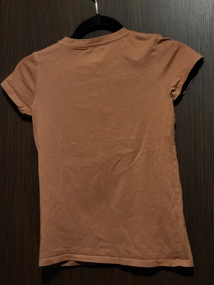 Guess Bundle Of 2 Size 12 Girl Shirts image indicator(4)