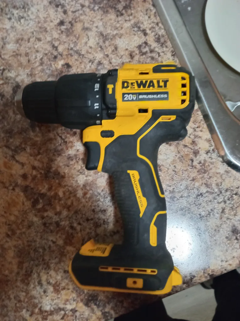DeWalt🧡 thumbnail