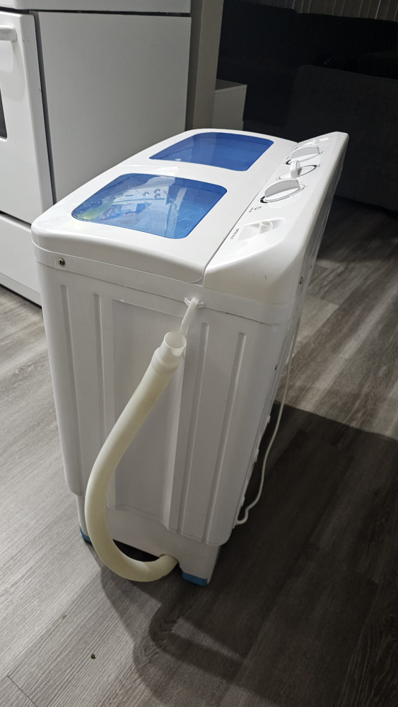 Twin-Tub Washing Machine - 28lbs Capacity - photo 2