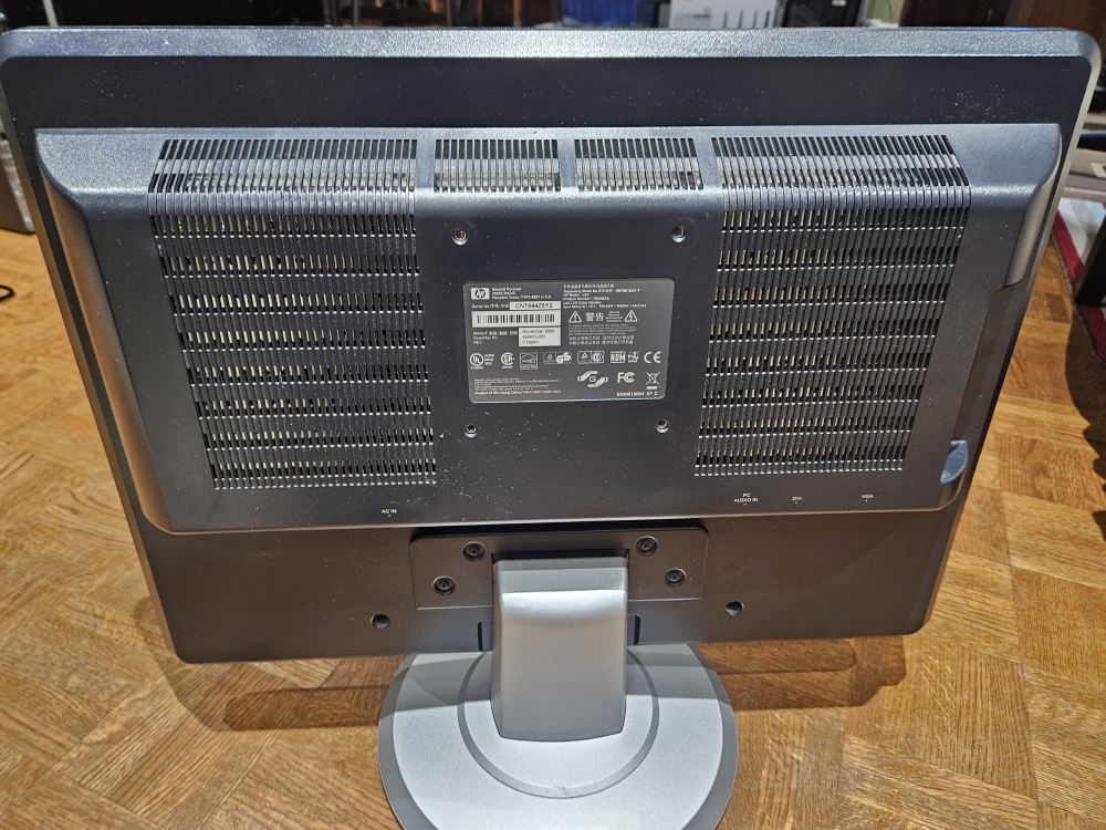 HP W22 22" Monitor - photo 3