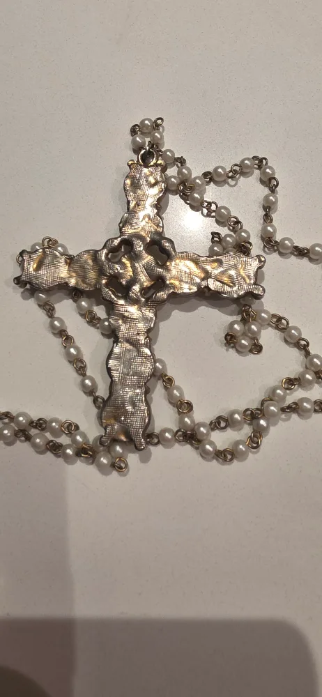 Pearl Cross Pendant Necklace image indicator(6)