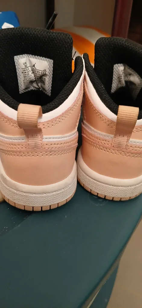 Jordan 1 Mid SE Toddler Shoes - Size 7C image indicator(4)