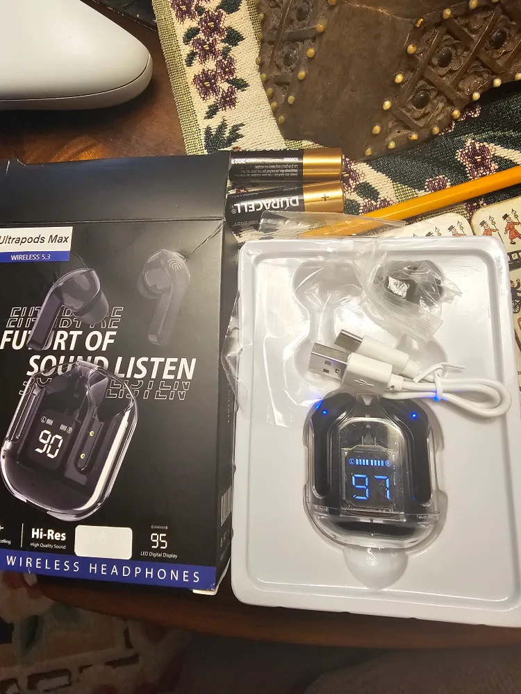 wireless Bluetooth headphones with extras thumbnail