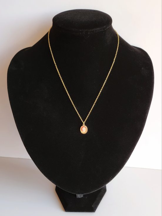 Small Cameo Pendant Necklace - photo 4