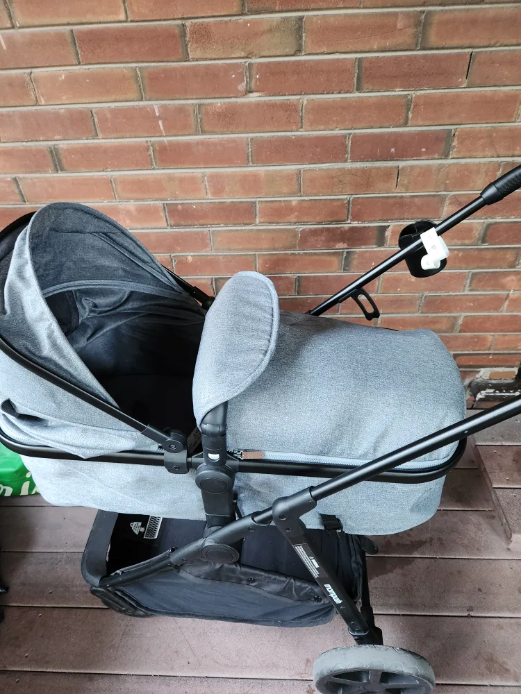 Nuna pipa& mompush bassinet stroller travelsystem. image indicator(9)