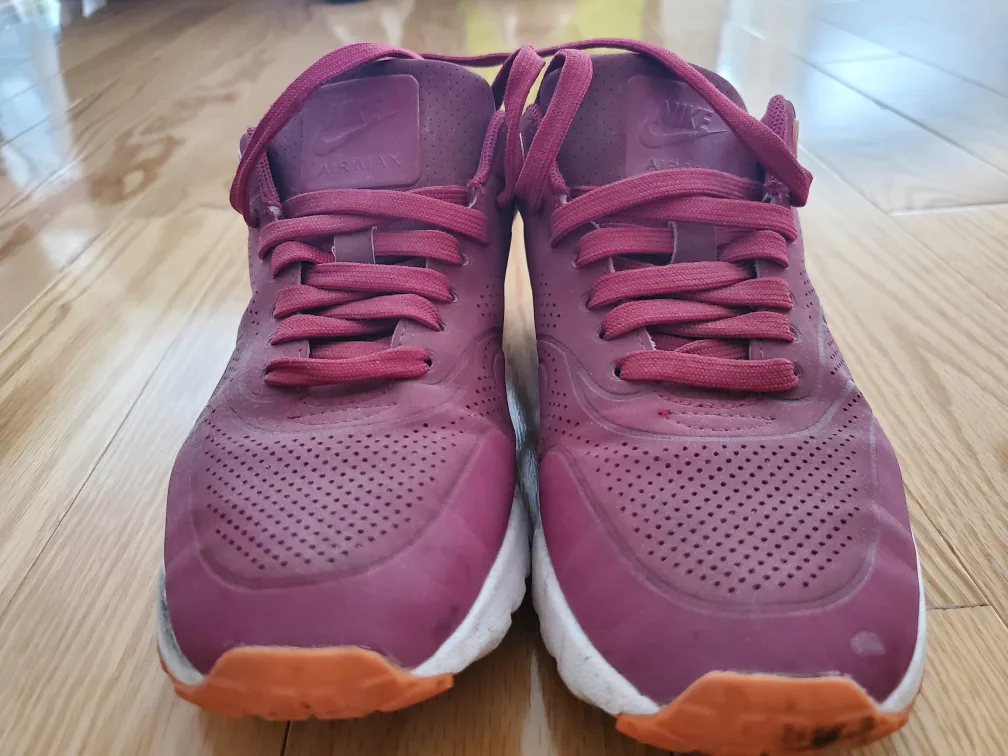 Nike Air Max Sneakers - Burgundy/Maroon image indicator(7)