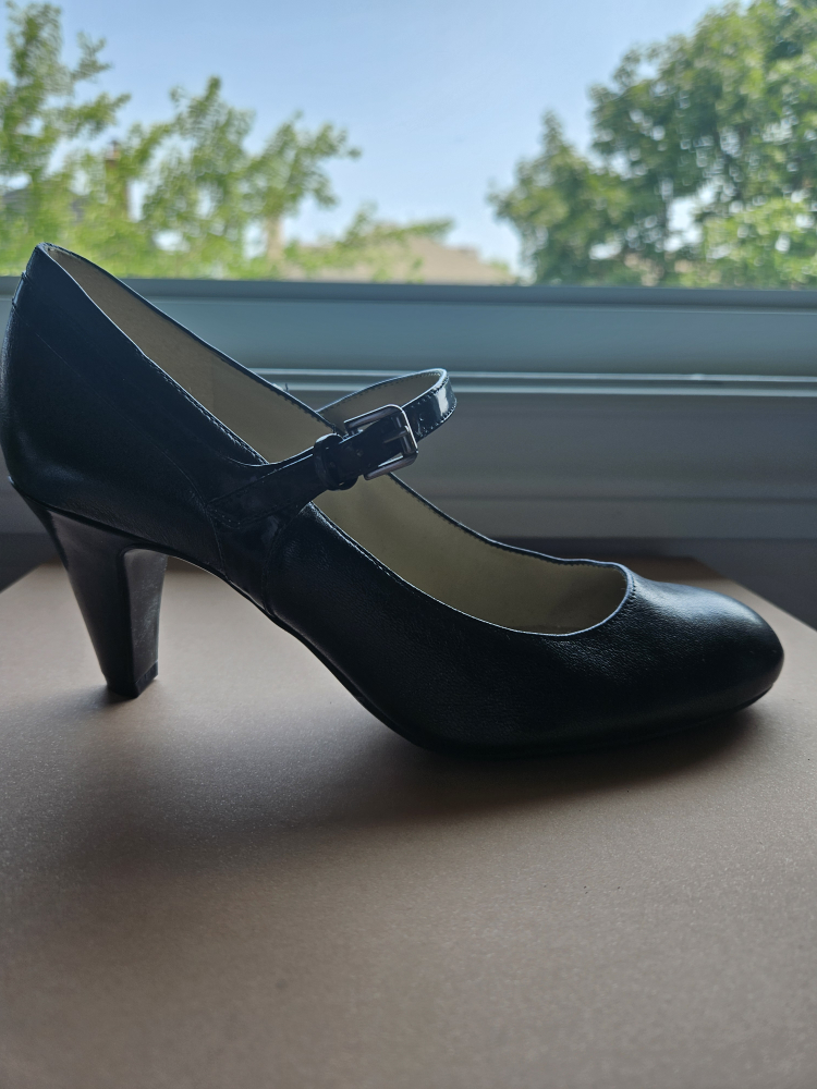 Naturalizer black mary jane 2.75'' heels 6.5W - photo 4