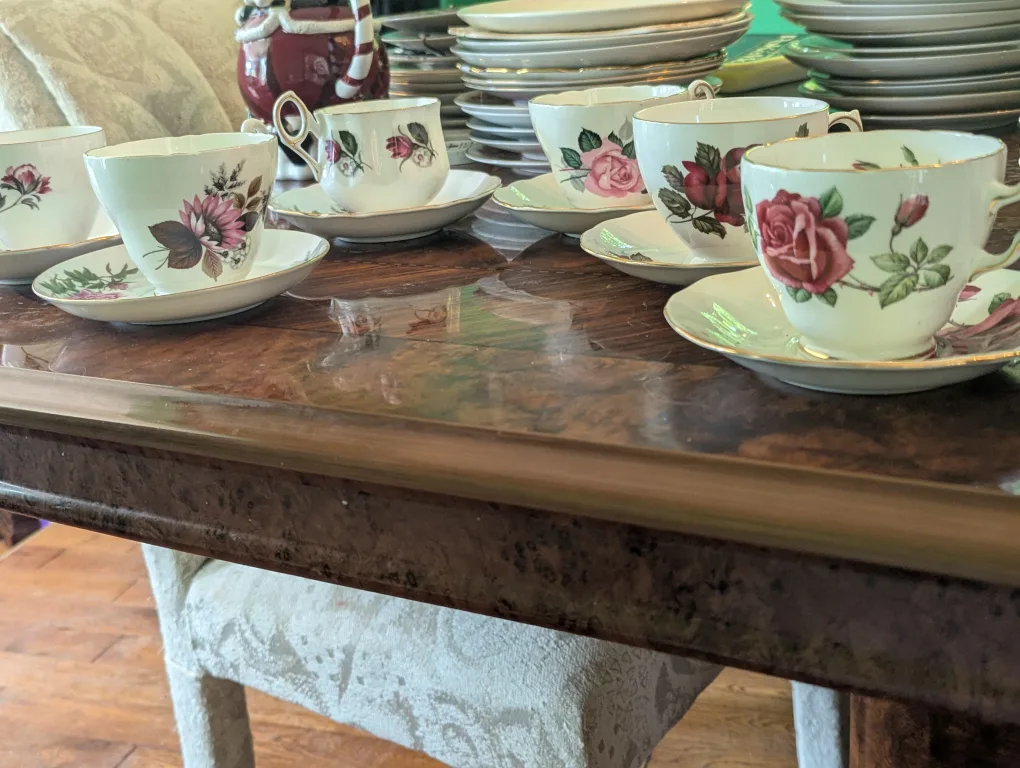 Adderley Fine Bone China Tea Cup & Saucer thumbnail