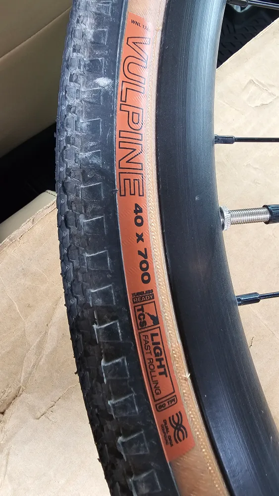 WTB Vulpine 40x700 Bike Tire Gravel tire image indicator(2)