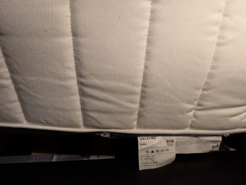 IKEA VALEVÅG Queen Mattress - Pocket springs. Mint. - photo 2